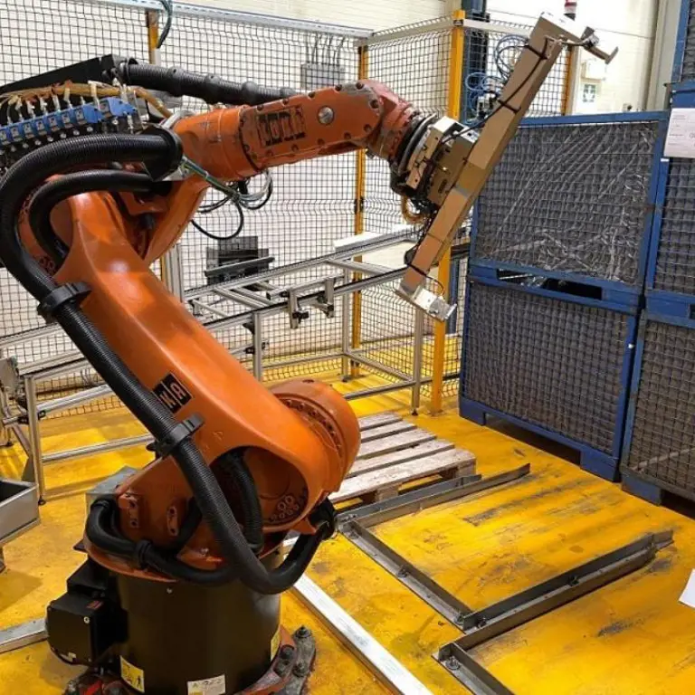 Robot Roboter GmbH KUKA KR30-3